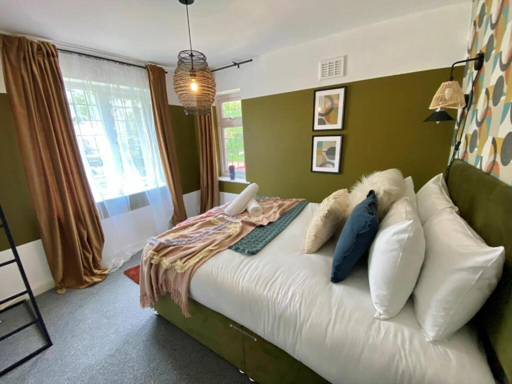 Coventry Huge 4Bed 2Bath Private Parking Nec By Empower Homes Esterno foto